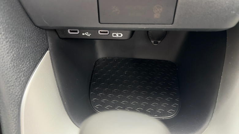 Toyota Yaris 1.5 Hybrid Icon 5dr CVT Hybrid Hatchback